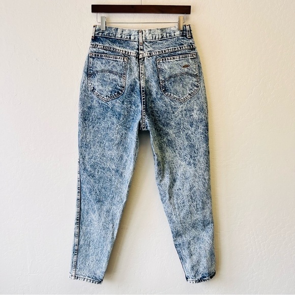 CHIC USA Acid Washed High Waisted Mom Jeans 14 - Picture 5 of 11